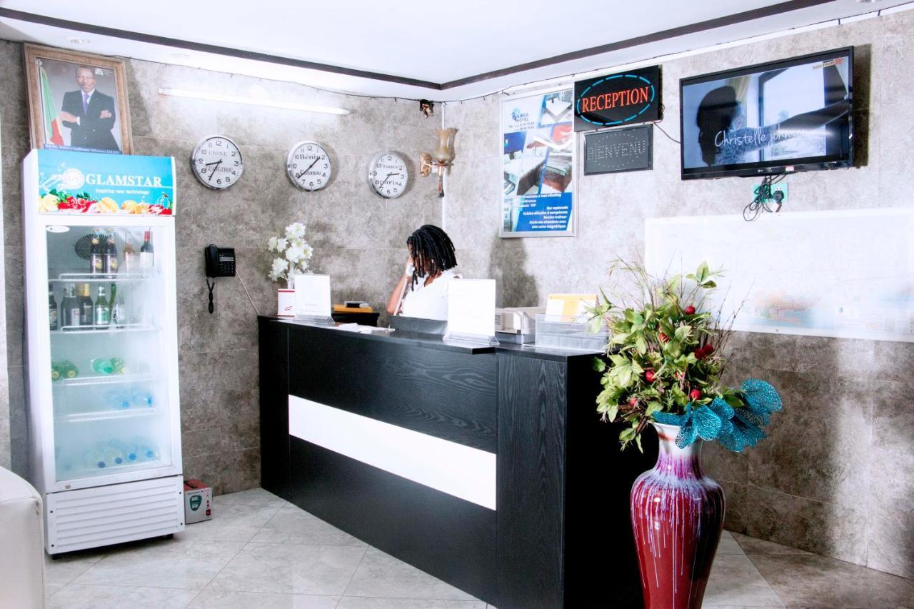Nora Hotel Cotonou Buitenkant foto
