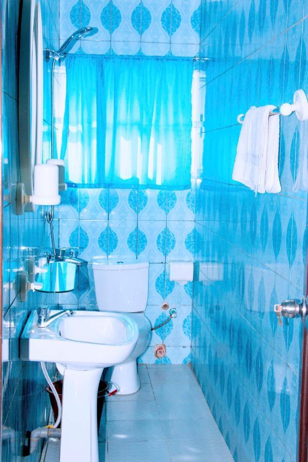 Nora Hotel Cotonou Buitenkant foto