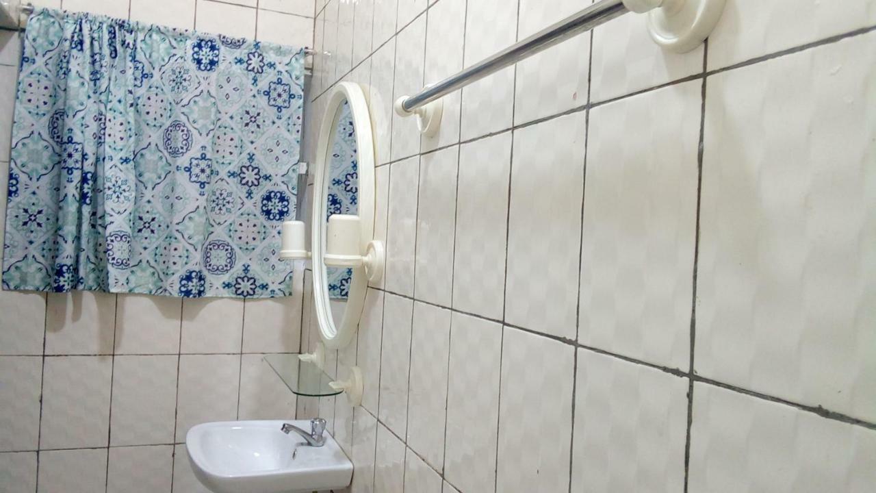 Nora Hotel Cotonou Buitenkant foto