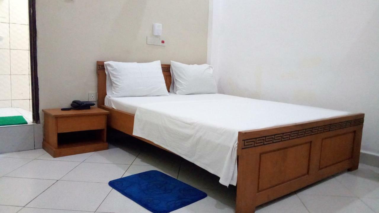 Nora Hotel Cotonou Buitenkant foto