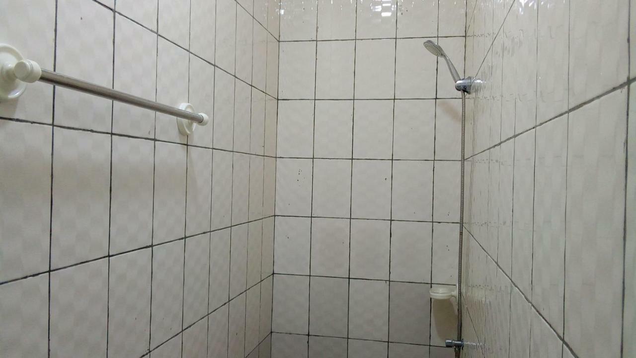Nora Hotel Cotonou Buitenkant foto